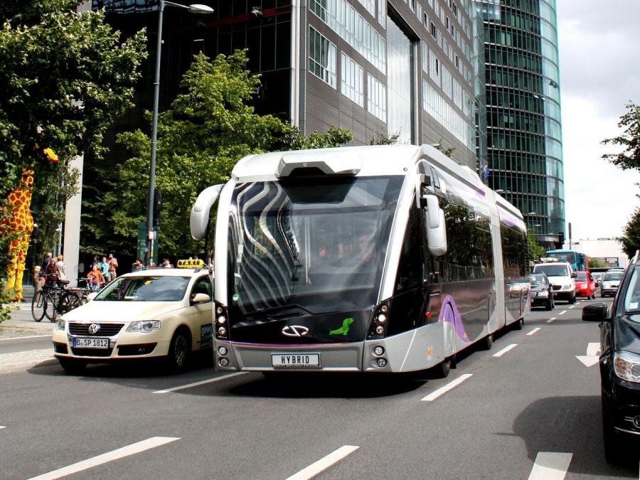  Solaris Urbino 18 Hybrid MetroStyle 2013 года  (фото 1 из 2)